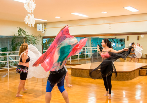Aula de dança do ventre na Lapa